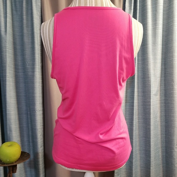 🌻🌺🌻NIKE GRAPHIC TANK TOP!! - Picture 2 of 6